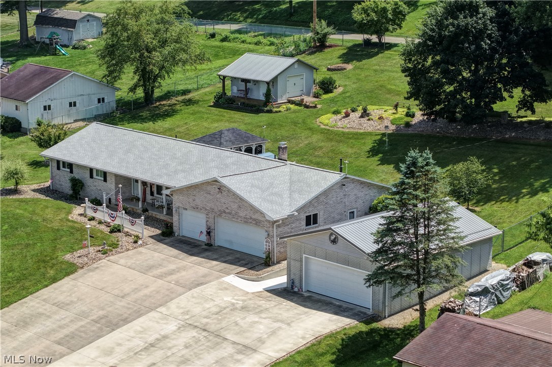 3130 Foothill Drive SE New Philadelphia OH 44663