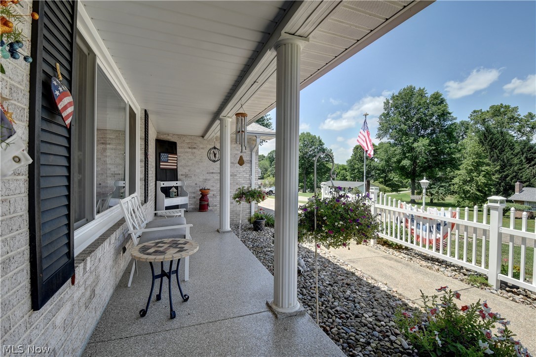 3130 Foothill Drive SE New Philadelphia OH 44663