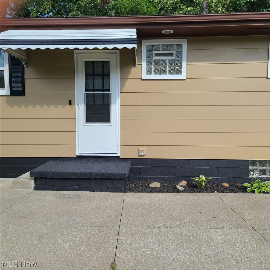2736 Priscilla Avenue Akron OH 44312