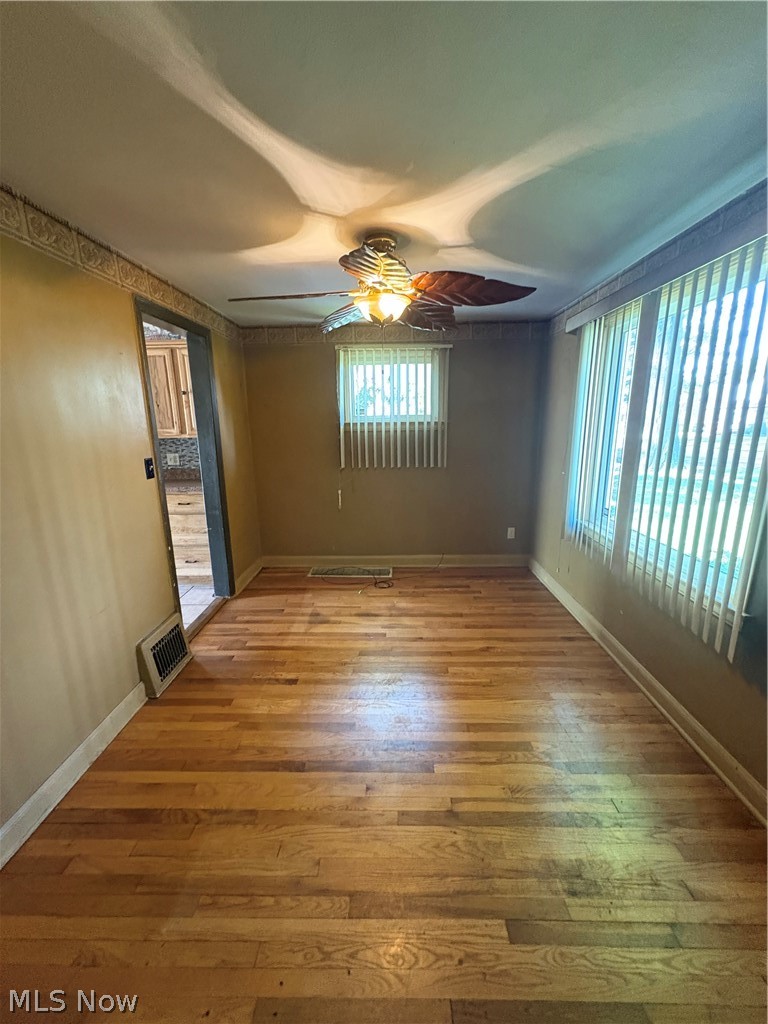 629 SE Willard Avenue SE Warren OH 44483
