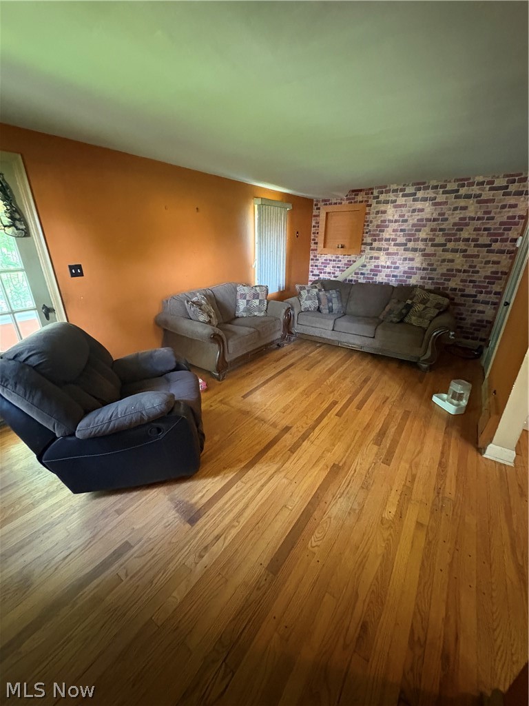 629 SE Willard Avenue SE Warren OH 44483