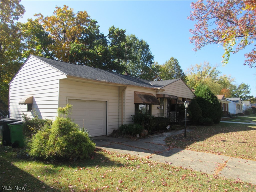 19400 Mayfair Lane Warrensville Heights OH 44128