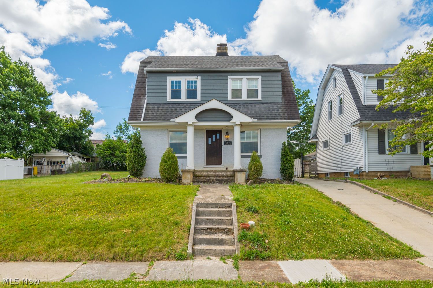 6813 Ridgewood Avenue Cleveland OH 44129