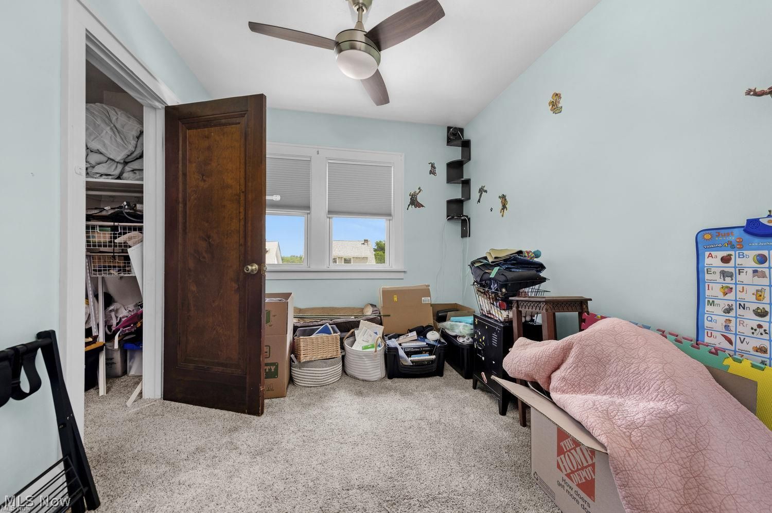 6813 Ridgewood Avenue Cleveland OH 44129