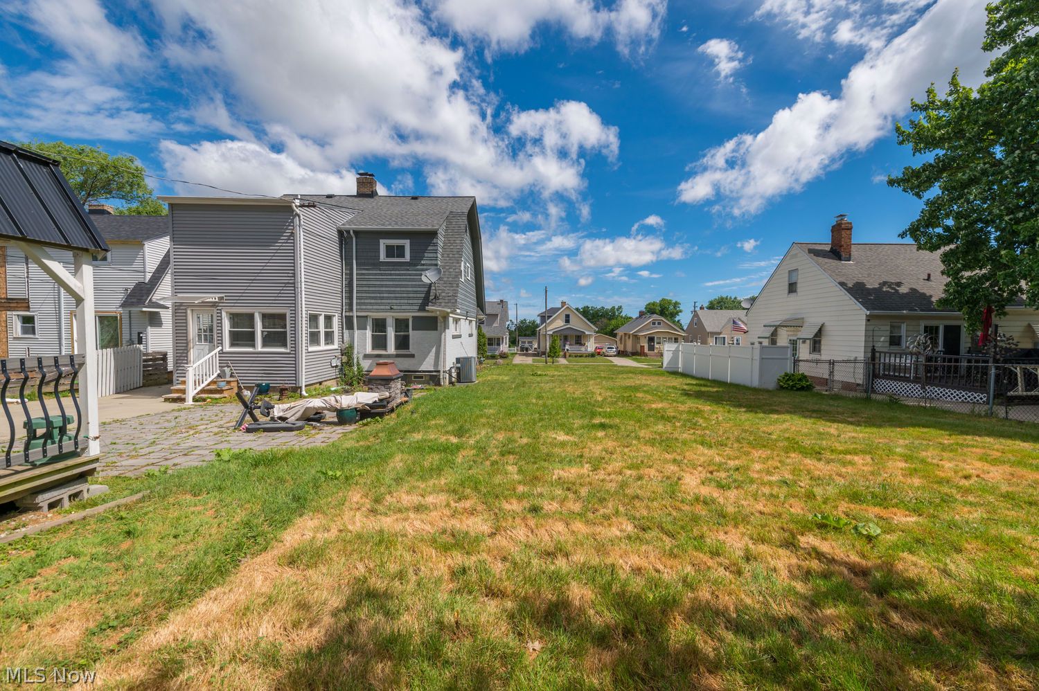 6813 Ridgewood Avenue Cleveland OH 44129