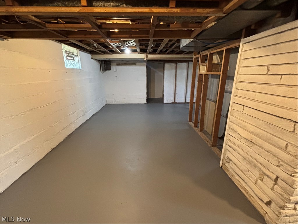 4719 S Main Street Akron OH 44319