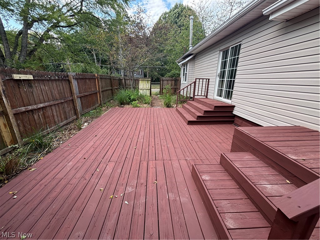 4719 S Main Street Akron OH 44319