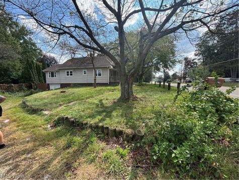 4719 S Main Street Akron OH 44319