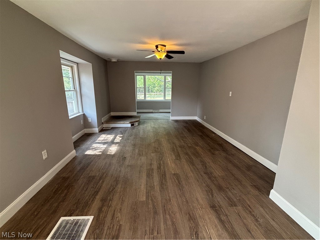 4719 S Main Street Akron OH 44319