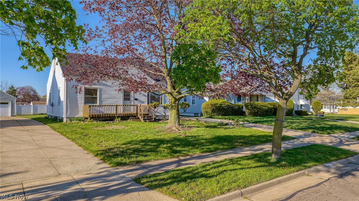 2127 Quayle Drive Akron OH 44312