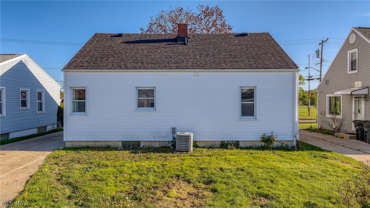 2127 Quayle Drive Akron OH 44312