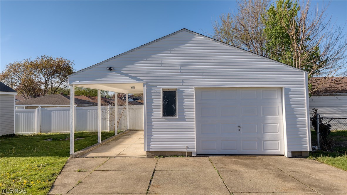 2127 Quayle Drive Akron OH 44312