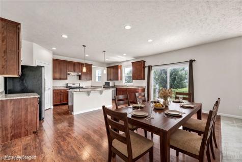 20813 North Greystone Drive Strongsville OH 44149