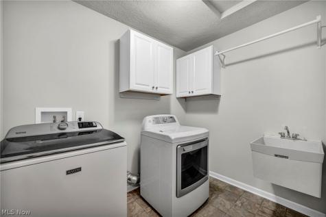 20813 North Greystone Drive Strongsville OH 44149