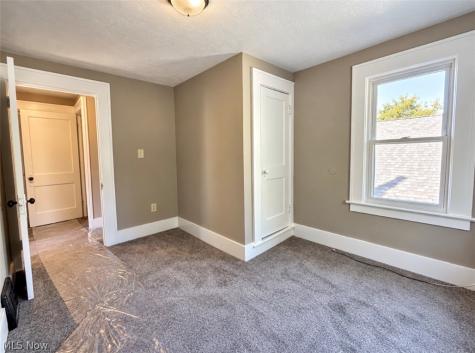 360 Noah Avenue Akron OH 44320