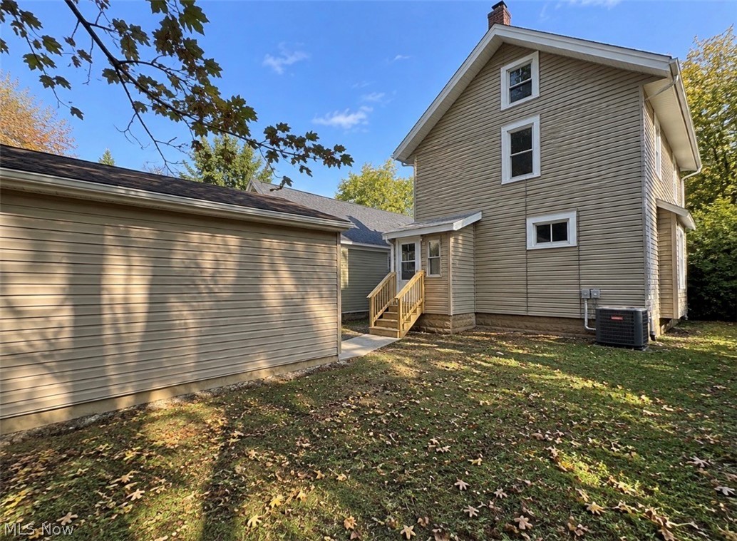 360 Noah Avenue Akron OH 44320