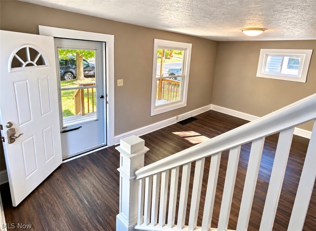 360 Noah Avenue Akron OH 44320