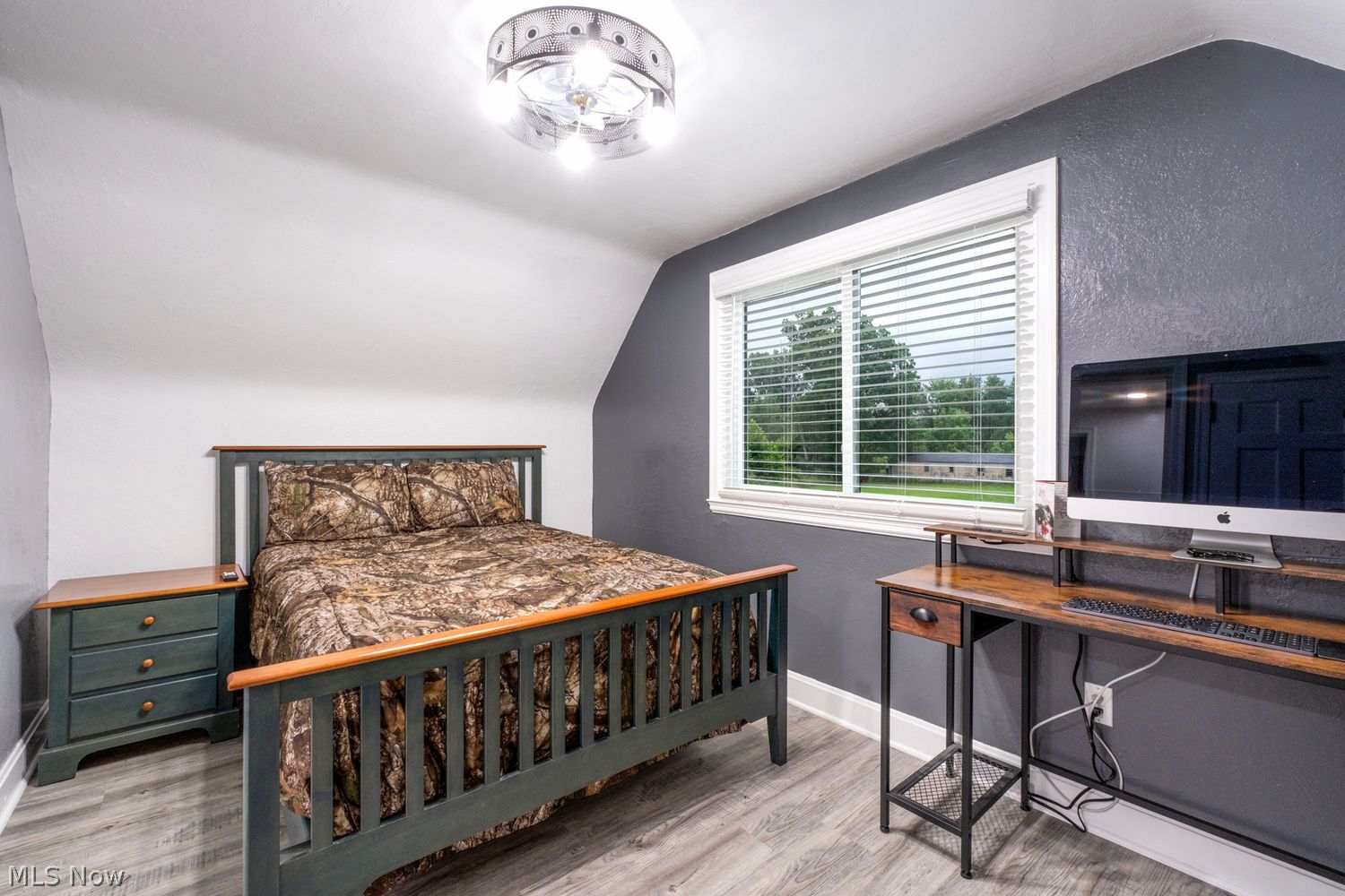 131 Struthers Coitsville Road Lowellville OH 44436