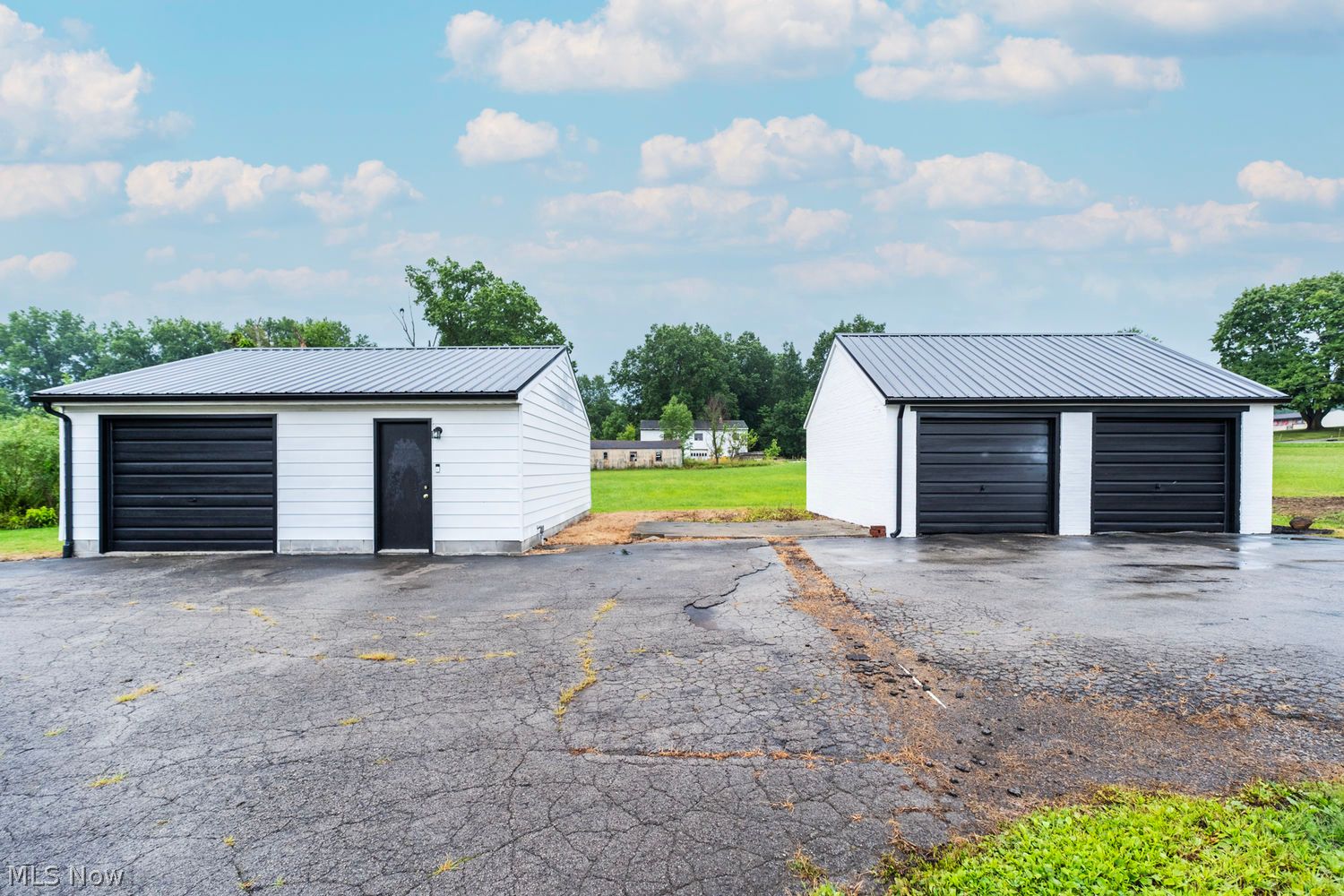 131 Struthers Coitsville Road Lowellville OH 44436