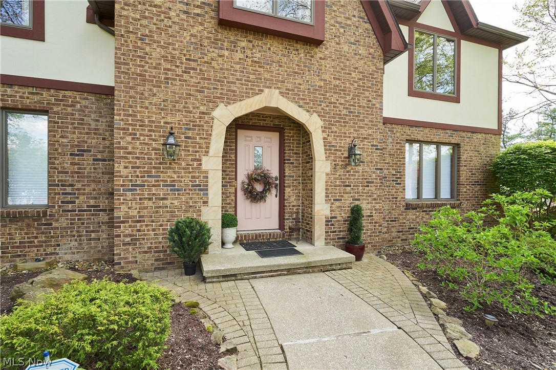 2796 Greenspire Circle Akron OH 44333