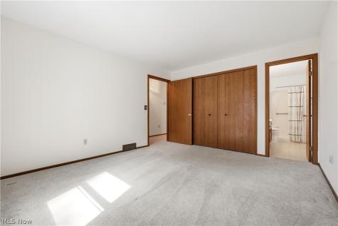2615 George Avenue Parma OH 44134