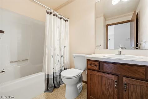 2615 George Avenue Parma OH 44134