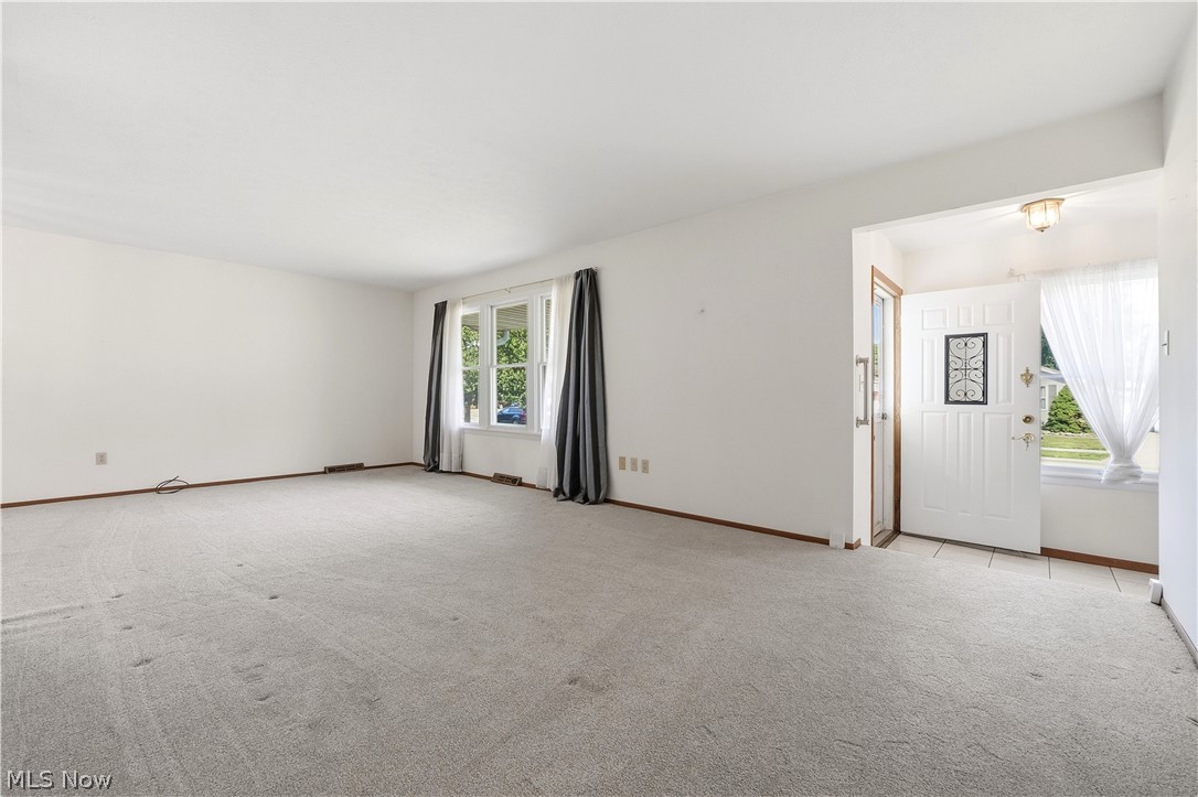 2615 George Avenue Parma OH 44134
