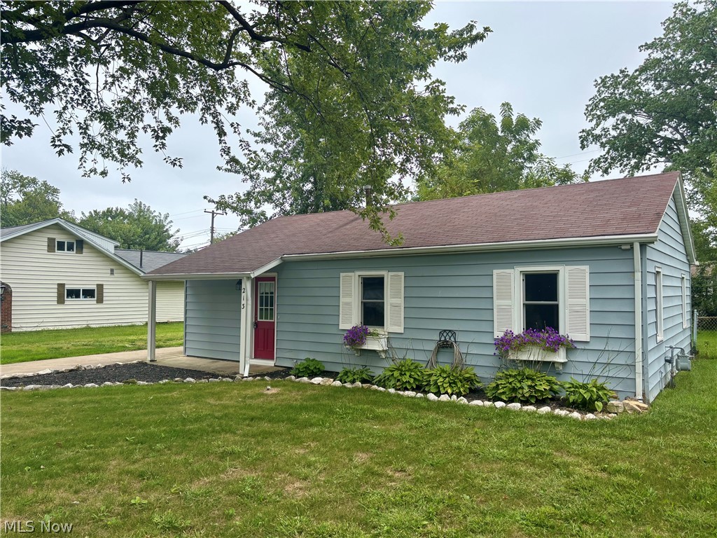 213 Harcourt Road Vermilion OH 44089
