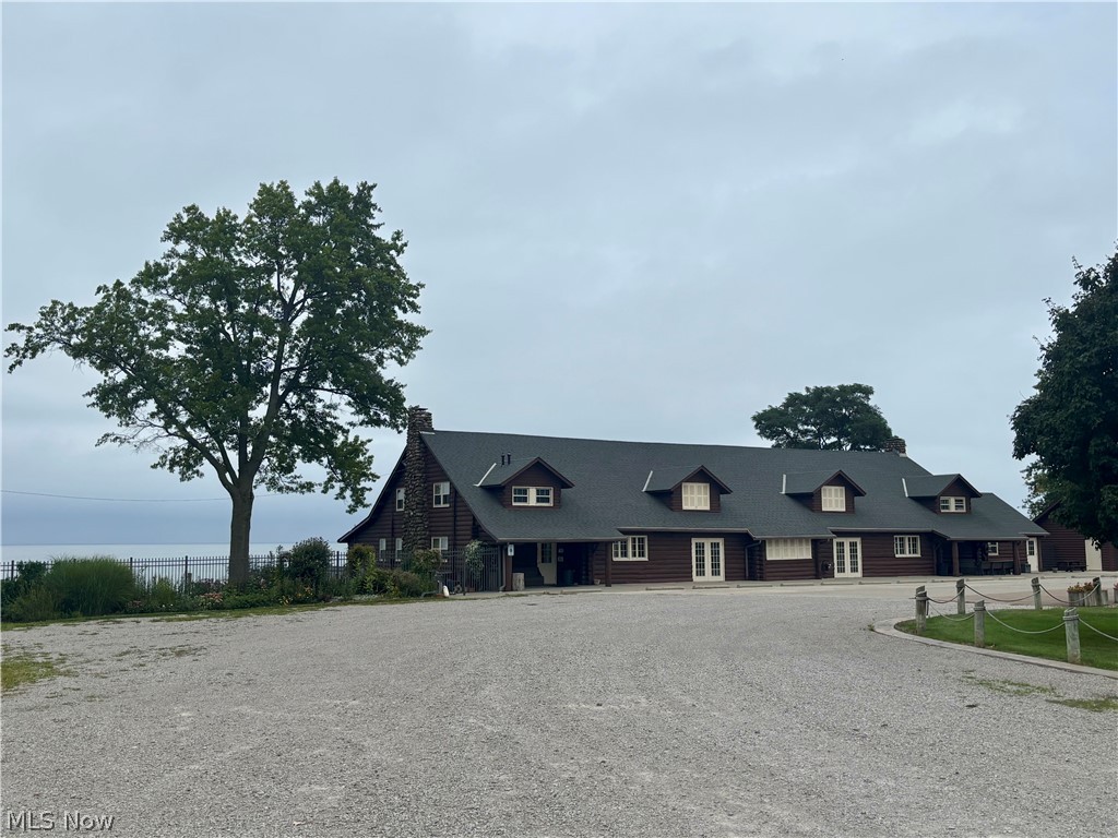 213 Harcourt Road Vermilion OH 44089