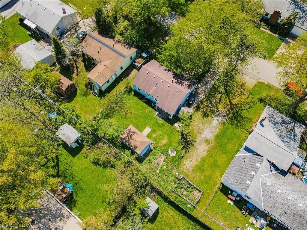 213 Harcourt Road Vermilion OH 44089