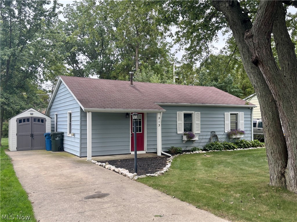 213 Harcourt Road Vermilion OH 44089