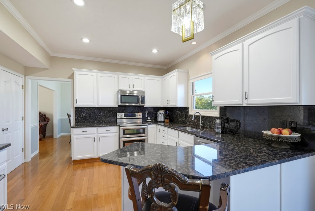 1600 Jacqueline Drive Parma OH 44134