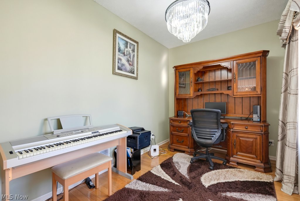 1600 Jacqueline Drive Parma OH 44134