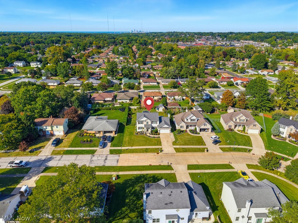 1600 Jacqueline Drive Parma OH 44134