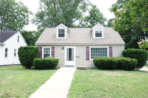 871 Overlook Avenue Ravenna OH 44266