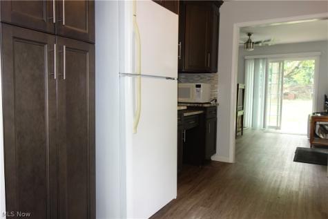 871 Overlook Avenue Ravenna OH 44266