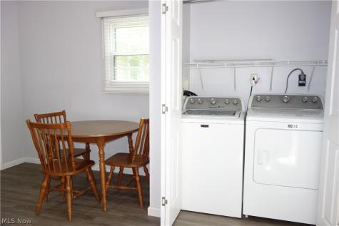 871 Overlook Avenue Ravenna OH 44266