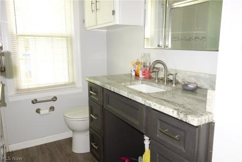 871 Overlook Avenue Ravenna OH 44266