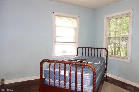 871 Overlook Avenue Ravenna OH 44266