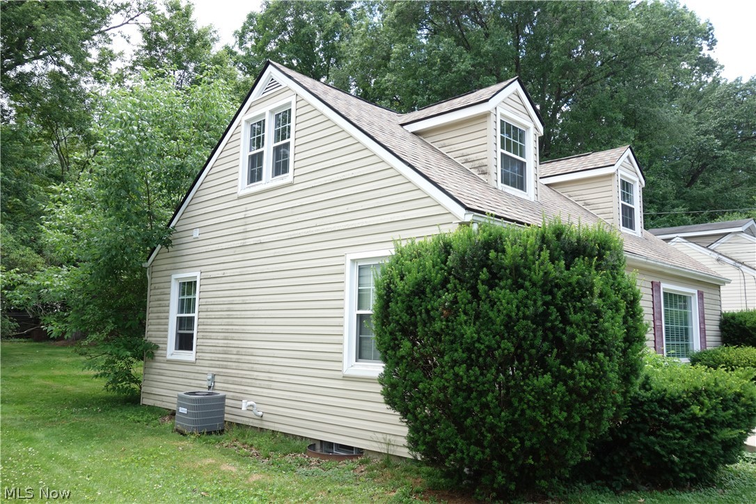 871 Overlook Avenue Ravenna OH 44266
