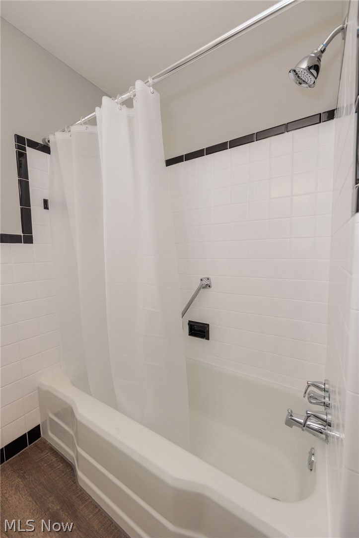 26400 Oriole Avenue Euclid OH 44132