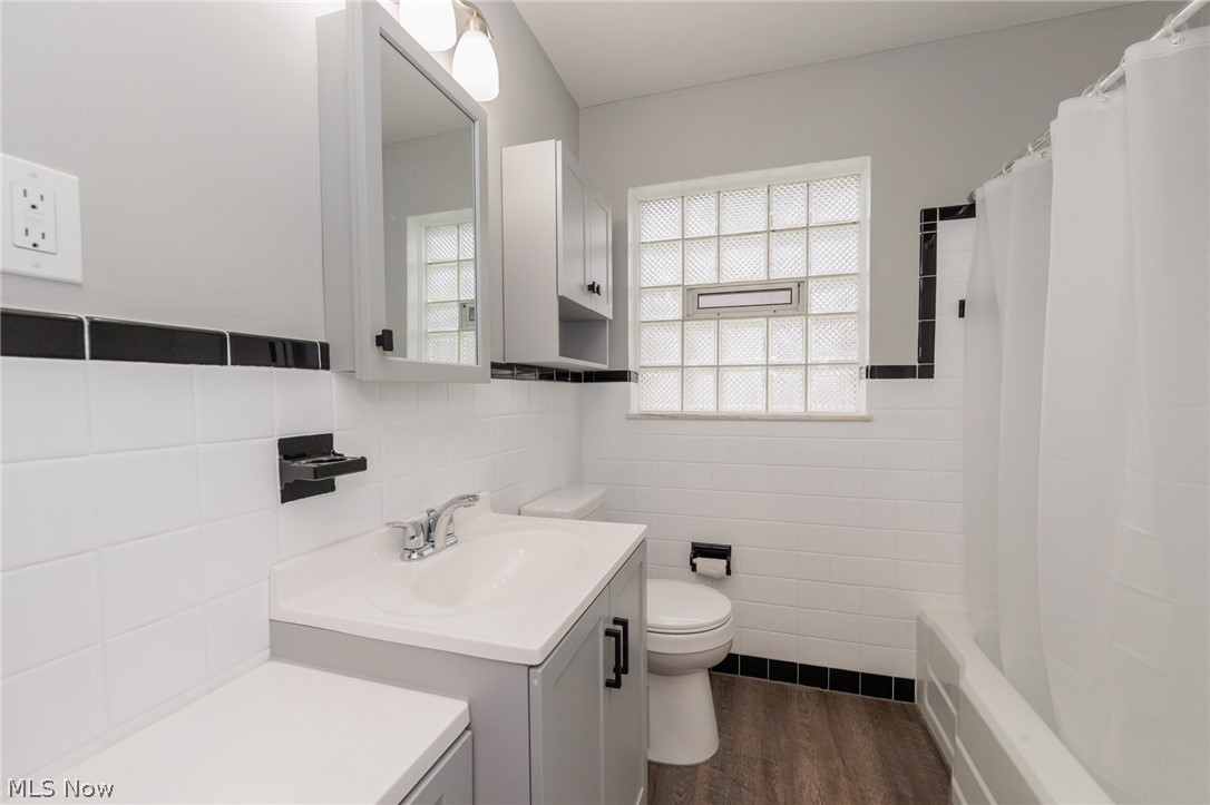 26400 Oriole Avenue Euclid OH 44132