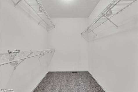 467 Canterbury Lane Northfield OH 44067