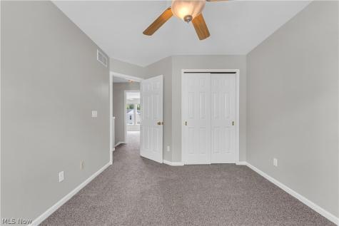 467 Canterbury Lane Northfield OH 44067