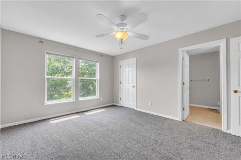 467 Canterbury Lane Northfield OH 44067