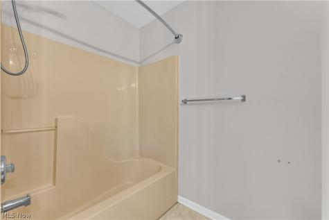 467 Canterbury Lane Northfield OH 44067