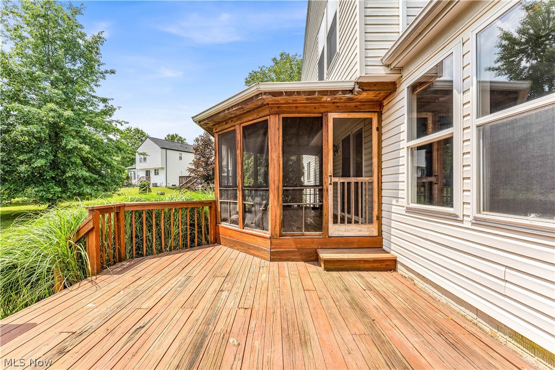 467 Canterbury Lane Northfield OH 44067