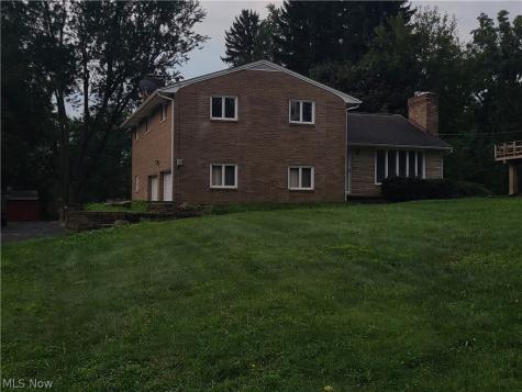 1412 Grove Street NE Canton OH 44721