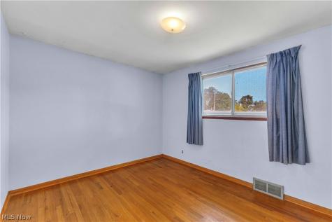 20559 Westwood Park Boulevard Strongsville OH 44149