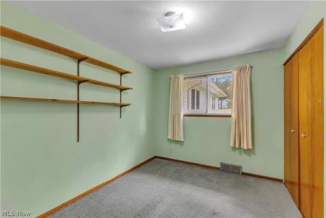20559 Westwood Park Boulevard Strongsville OH 44149
